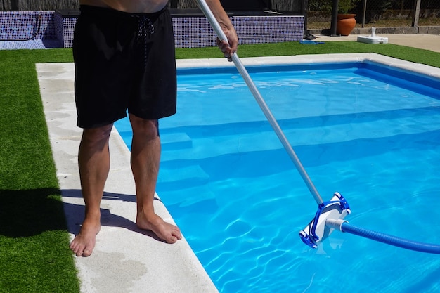 reliable pool cleaning hilmar - ilustra├º├úo 3