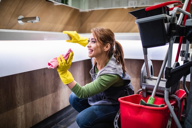 residential cleaning service near me - ilustra├º├úo 4