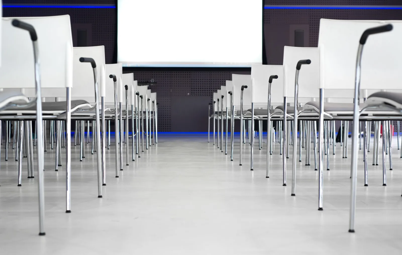 Corporate Cleaning Training Benefits for Better Workplaces