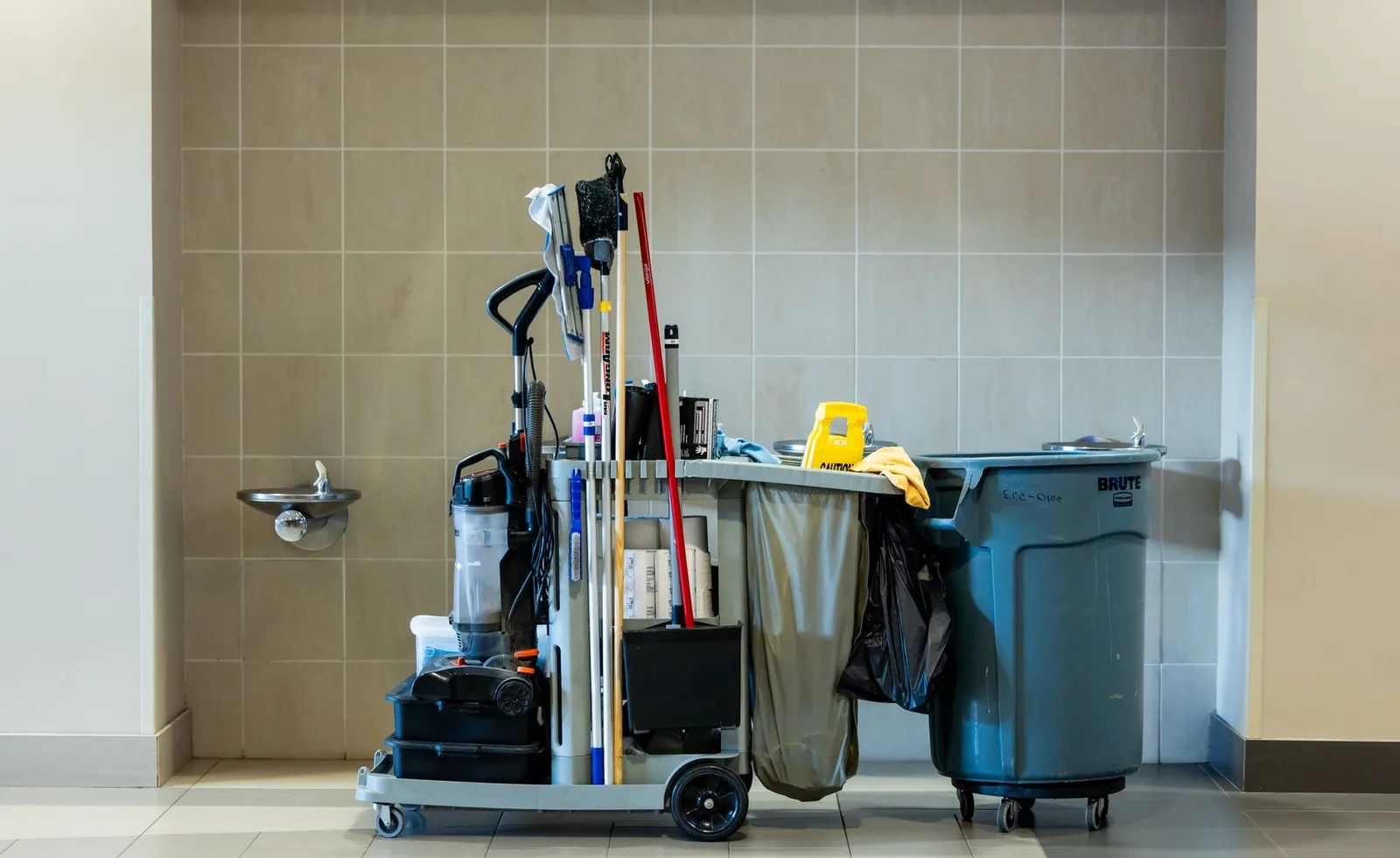 How to Choose Janitorial Services - Expert Business Guide